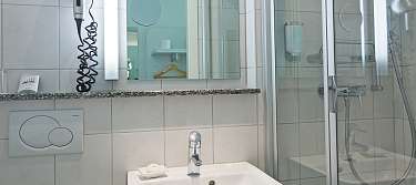 Budget double room bathroom with shower