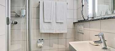 Small Budget Single Room Bathroom